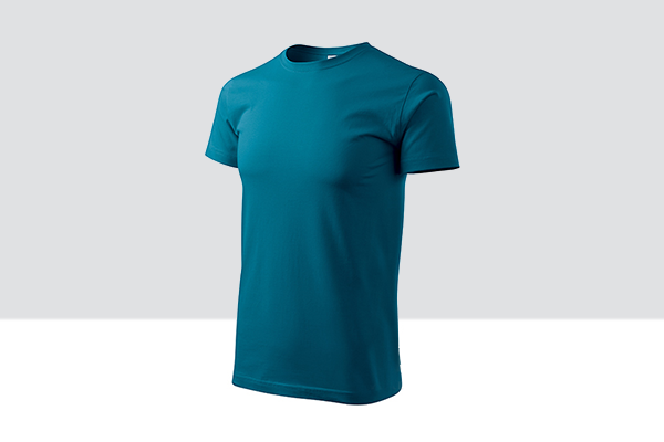T-shirt model 137